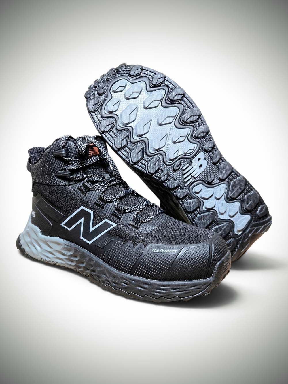 NWT $160 New Balance Fresh Foam Cremorne Womens SZ 7D Black Comp Toe Work Boots